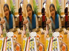 Indian sexy bhabhi blowjob de rahi hai apni pati ko