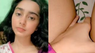 Horny girl enjoying fingering in her own way