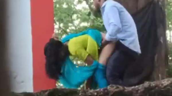 Hot girlfriend aur boyfriend ki outdoor sex video