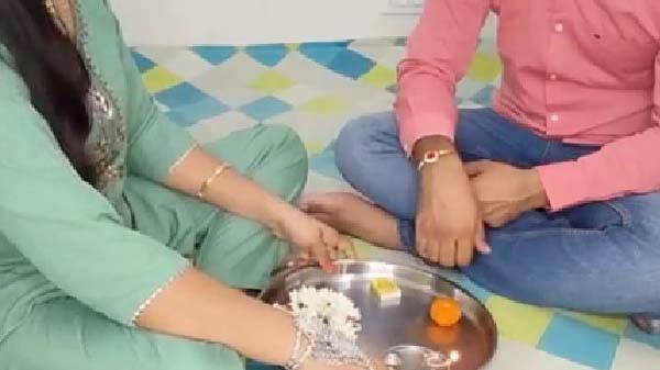 Raksha bandhan ke din behen ko khus kiya sex deke